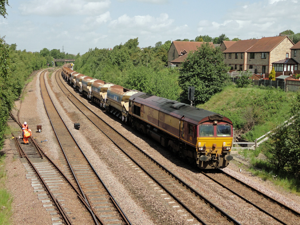 66111 working 6M73 Doncaster to Toton