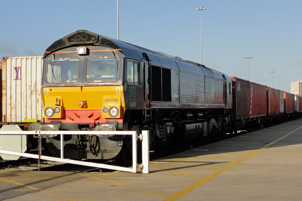 No.66418 at Doncaster