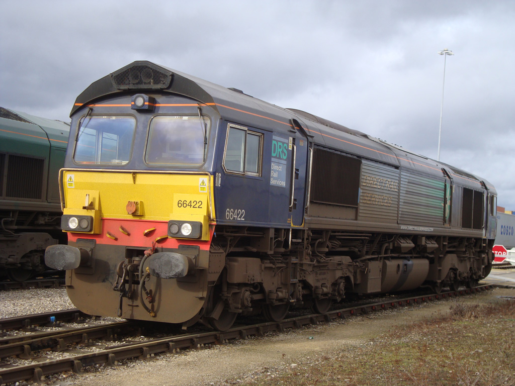 No.66422 at Doncaster