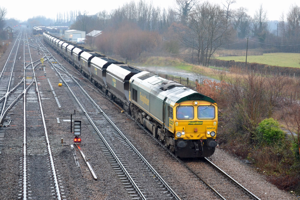 66614 at Monk Fryston