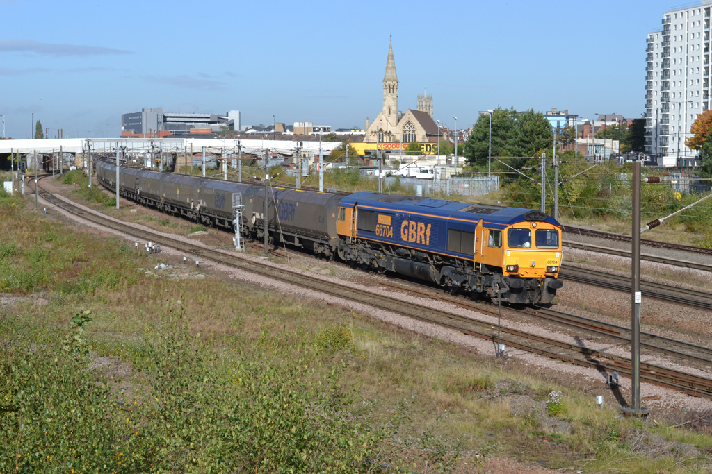 No.66704 at Doncaster
