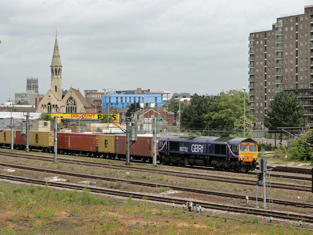 No.66732 at Doncaster
