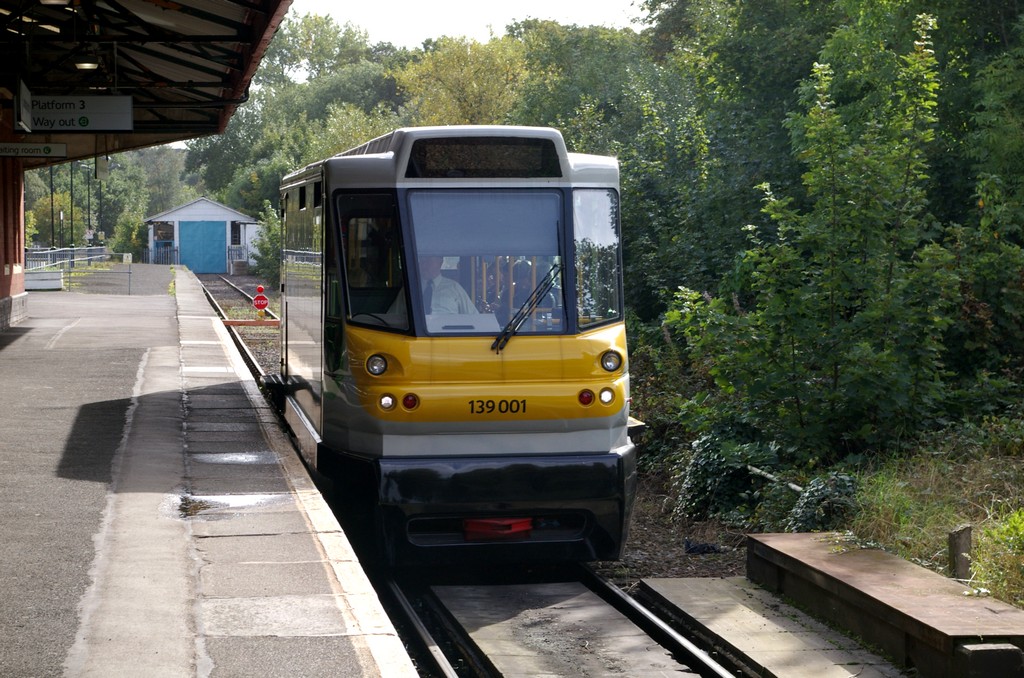 No.139001 at Stourbridge Junction