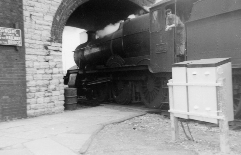 'Grange' class No.6834