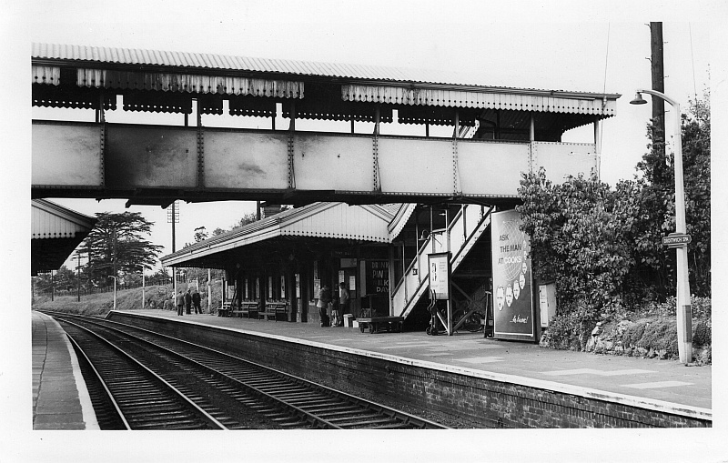 Droitwich to Stourport and Kidderminster Hartlebury Railway Station Photo 5