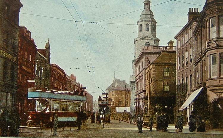 Trams at The Cross
